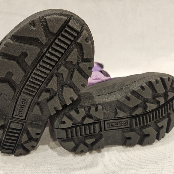 Sorel Kids' Violet and Black Winter Boots - Picture 4 of 8